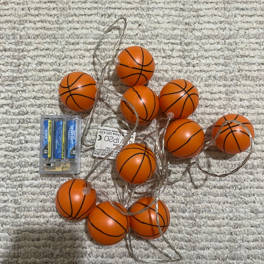 Basketball String Lights - Picture 2 of 4